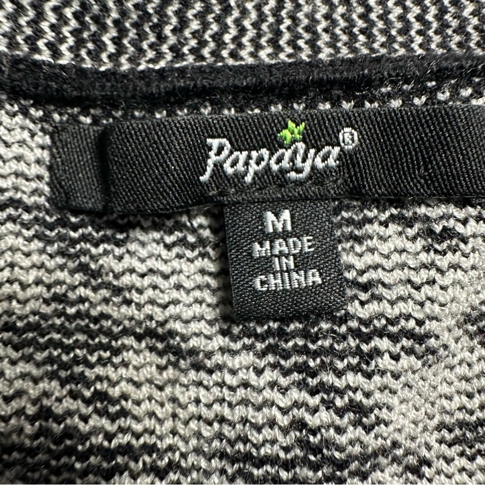 Papaya Black and White Houndstooth Cardigan - Picture 3 of 9